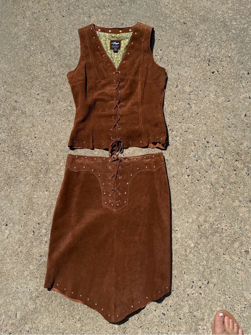 Vintage MaXima Two Piece Western 
Brown Suede Lace-Up Skirt - Women Skirts - Picture 6 of 16